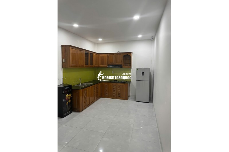 Bán Nhà 2 Tầng Mới Gần Biển Ở Chỉ Hơn 3ty